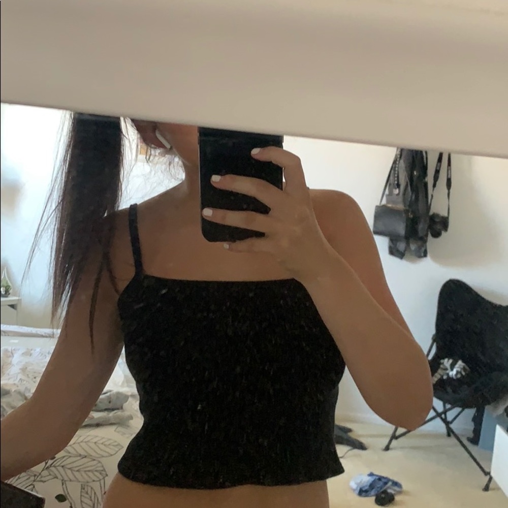 plain black tank top